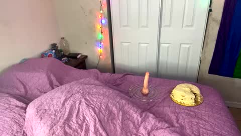 TransDomme Omi online show from December 31, 9:39 pm