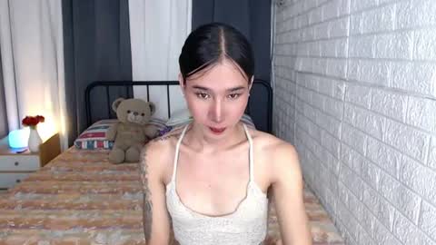 Snapshot of transmedusaxxx chatting on June 18, 1:06 am Chloe online show from June 18, 1:06 am