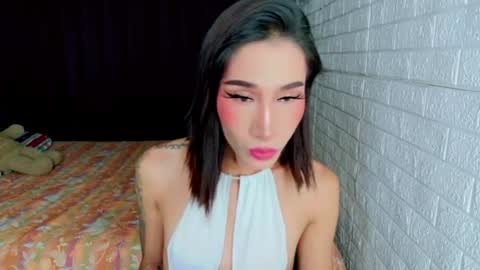Snapshot of transmedusaxxx chatting on July 8, 12:59 am Chloe online show from July 8, 12:59 am