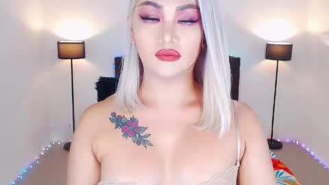 KYLIE BELLA  TS online show from June 2, 12:34 am