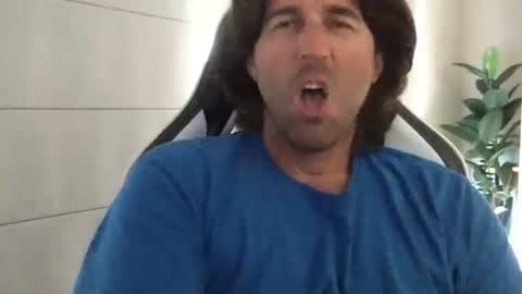 TravisKenn online show from April 28, 12:21 pm