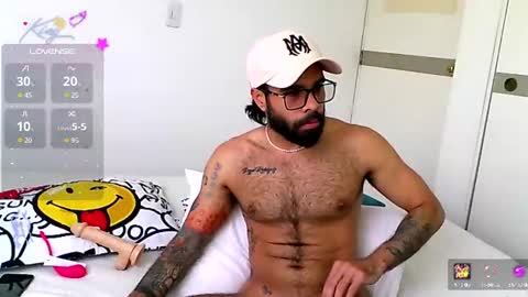 Hunter man online show from July 29, 7:56 pm