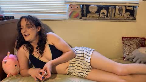 Snapshot of treecups chatting on March 17, 11:08 pm treecups online show from March 17, 11:08 pm