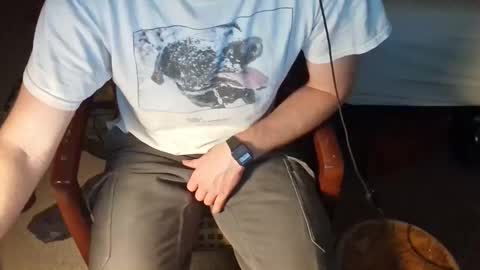 Snapshot of treehugger1711 chatting on March 1, 9:00 am treehugger1711 online show from March 1, 9:00 am