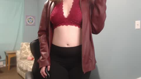 TreeJeanne online show from February 14, 12:09 am