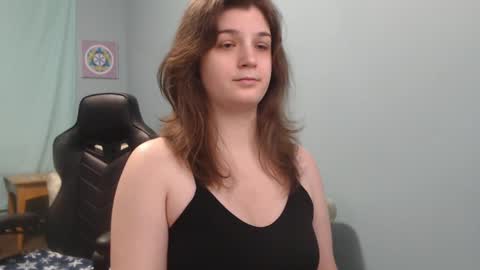 TreeJeanne online show from February 25, 10:04 am