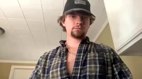 Snapshot of treeman817 chatting on November 13, 6:07 pm treeman817 online show from November 13, 6:07 pm