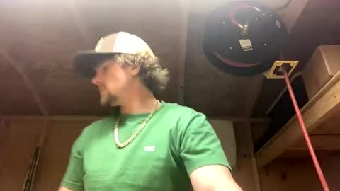 Snapshot of treeman817 chatting on March 18, 2:26 am treeman817 online show from March 18, 2:26 am