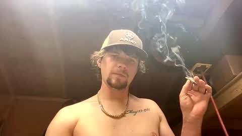 Snapshot of treeman817 chatting on March 20, 11:53 pm treeman817 online show from March 20, 11:53 pm