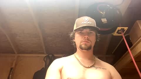 Snapshot of treeman817 chatting on March 23, 2:21 pm treeman817 online show from March 23, 2:21 pm