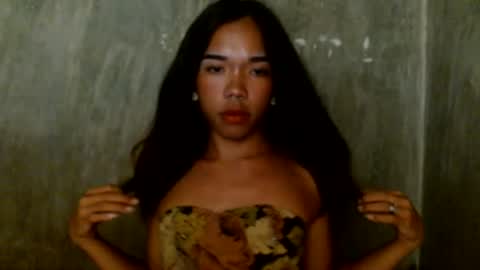 trexie123456 online show from August 6, 5:20 am