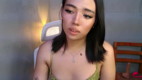 trexie_fucks15 online show from January 19, 1:31 am