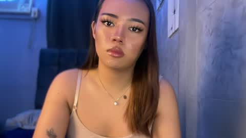 Snapshot of trexie_fucks15 chatting on June 18, 5:39 pm trexie_fucks15 online show from June 18, 5:39 pm