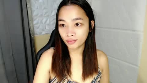 tricia_slut online show from July 17, 12:17 am