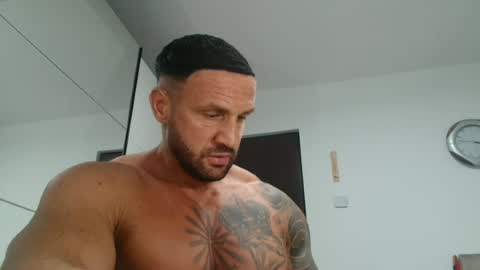 Snapshot of tridentmuscles chatting on May 13, 12:46 pm tridentmuscles online show from May 13, 12:46 pm
