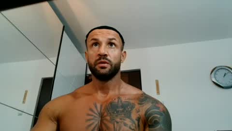 Snapshot of tridentmuscles chatting on June 16, 10:07 am tridentmuscles online show from June 16, 10:07 am