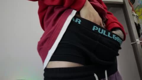 - trieone online show from February 18, 2:13 pm