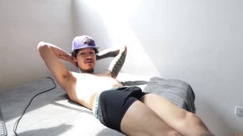 - trieone online show from March 3, 2:56 pm