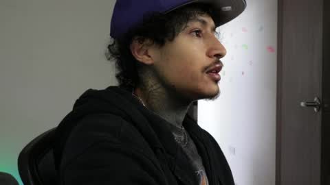 - trieone online show from March 29, 2:17 pm