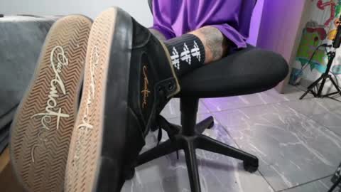 - trieone online show from April 17, 12:35 am