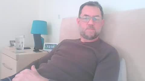 trigger76 online show from April 14, 11:38 am