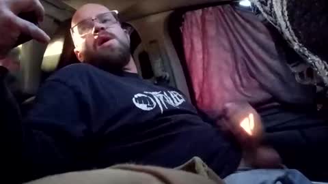 Snapshot of triller402 chatting on March 25, 2:23 pm triller402 online show from March 25, 2:23 pm