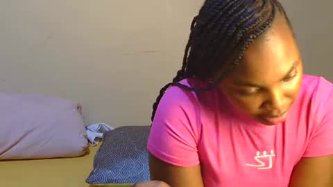 Snapshot of trina_z chatting on July 16, 8:48 pm trina_z online show from July 16, 8:48 pm