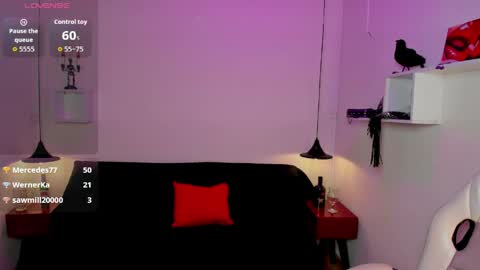 trinityy__ online show from April 16, 10:23 pm