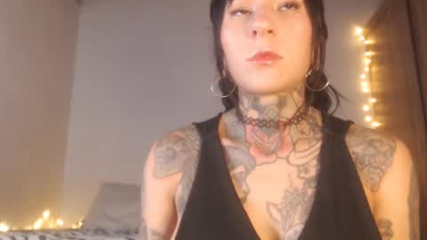 Snapshot of tristan_fantasycam22 chatting on March 2, 8:29 pm Tristan And Samara online show from March 2, 8:29 pm