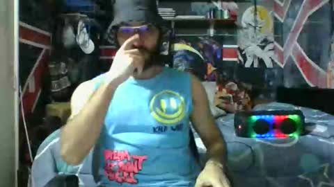 Snapshot of trizquelmen chatting on February 8, 7:34 am Andrew online show from February 8, 7:34 am