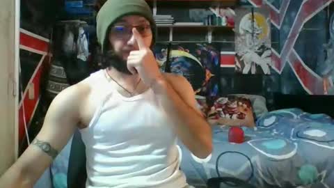 Snapshot of trizquelmen chatting on February 23, 4:04 pm Andrew online show from February 23, 4:04 pm