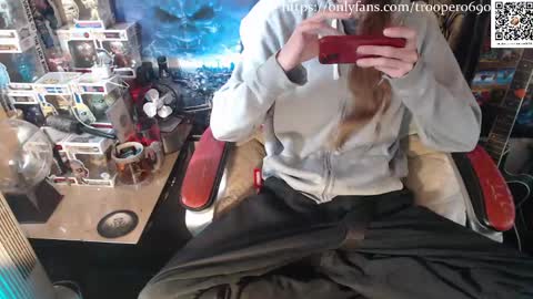 trooper0690 online show from April 12, 2:44 pm