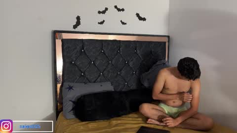 troye_lex online show from November 23, 8:52 pm