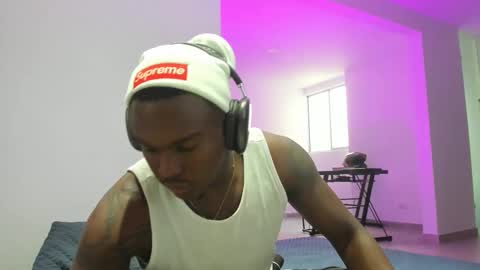 Troy Khalil online show from December 16, 9:53 pm