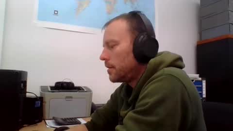 truble_again online show from May 26, 8:32 am