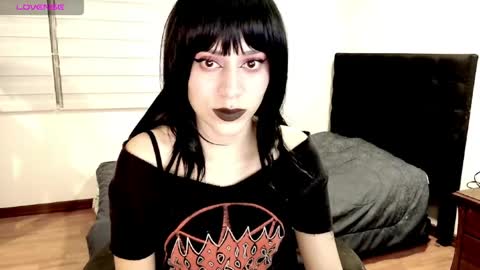 Snapshot of tryp666 chatting on July 9, 4:38 am Cait online show from July 9, 4:38 am