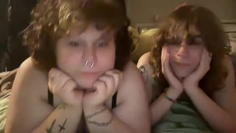 Gigi online show from May 24, 4:28 am
