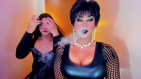 Nicoleeee online show from April 12, 8:58 pm