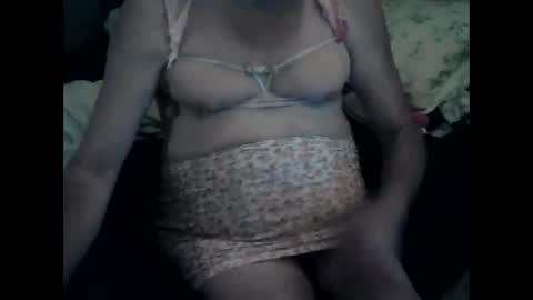 Snapshot of tsrobyn636 chatting on October 5, 8:18 pm tsrobyn636 online show from October 5, 8:18 pm