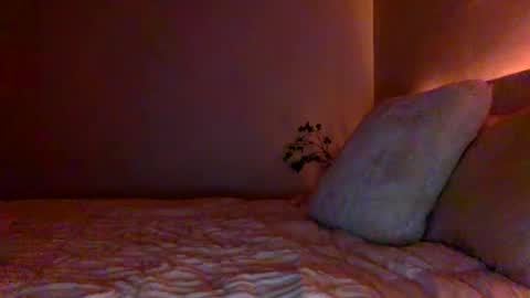 Snapshot of ttess0742 chatting on July 19, 12:47 am ttess0742 online show from July 19, 12:47 am