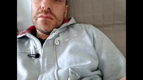 Snapshot of tuscanygreeneyes chatting on March 14, 12:10 pm Jhon online show from March 14, 12:10 pm