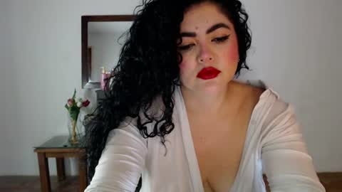 tuti online show from July 22, 11:51 pm
