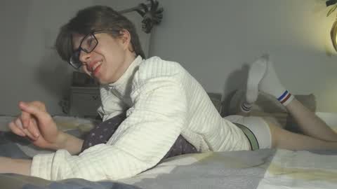 Snapshot of tuz94 chatting on December 17, 11:05 pm Dan online show from December 17, 11:05 pm