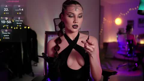 Miss Veth online show from June 22, 3:25 am