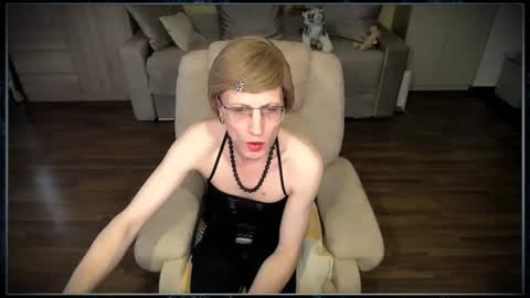 Clementine online show from November 1, 8:49 am