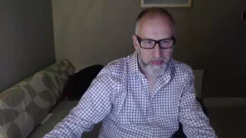 Snapshot of twilightchilli chatting on April 16, 7:58 pm twilightchilli online show from April 16, 7:58 pm