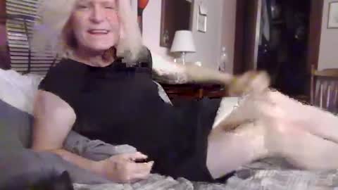 Kitten online show from July 11, 5:32 am