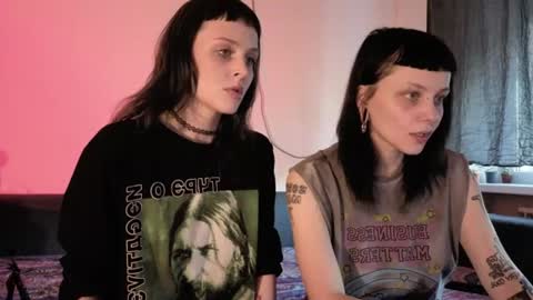 Sin and Skin online show from June 15, 4:20 pm