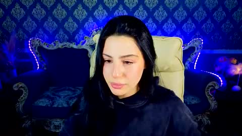 Snapshot of twix_ten chatting on February 13, 7:04 am twix_ten online show from February 13, 7:04 am