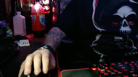 twiztidj8336666 online show from February 17, 10:56 am